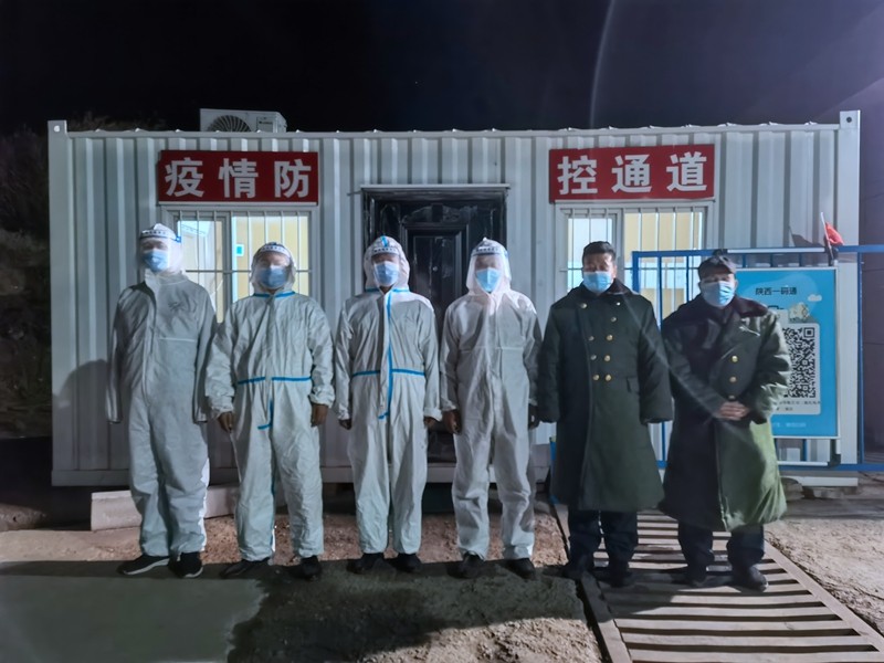 疫情防控一线_副本.jpg