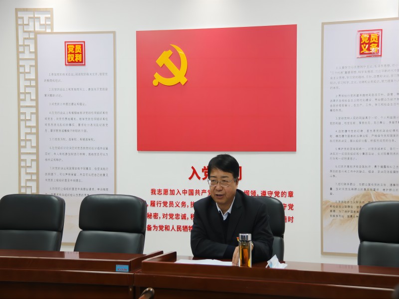 张总讲党课.jpg