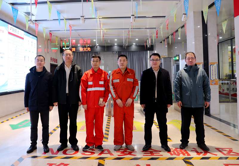 呼少平 孙保庆慰问_副本.jpg