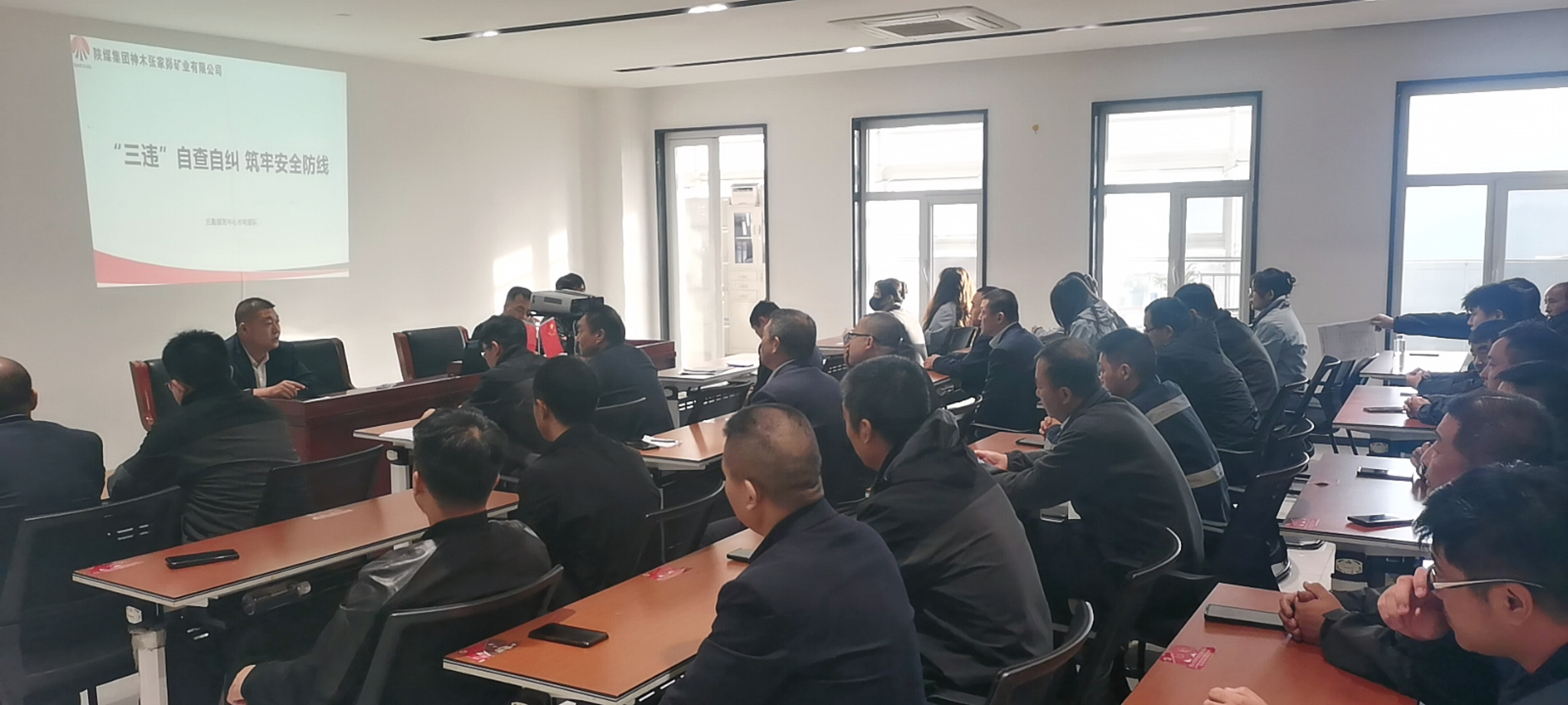 161729049383633783.jpeg eb0f84f849316aa93202ef4c99c705f.jpg