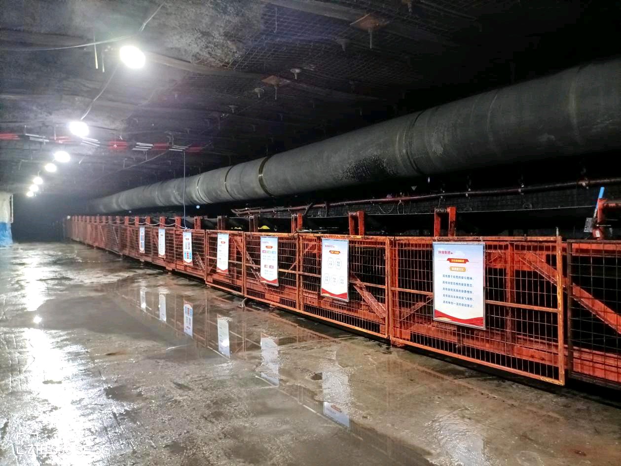 281761617532357730.jpeg 2.掘进工作面.jpg