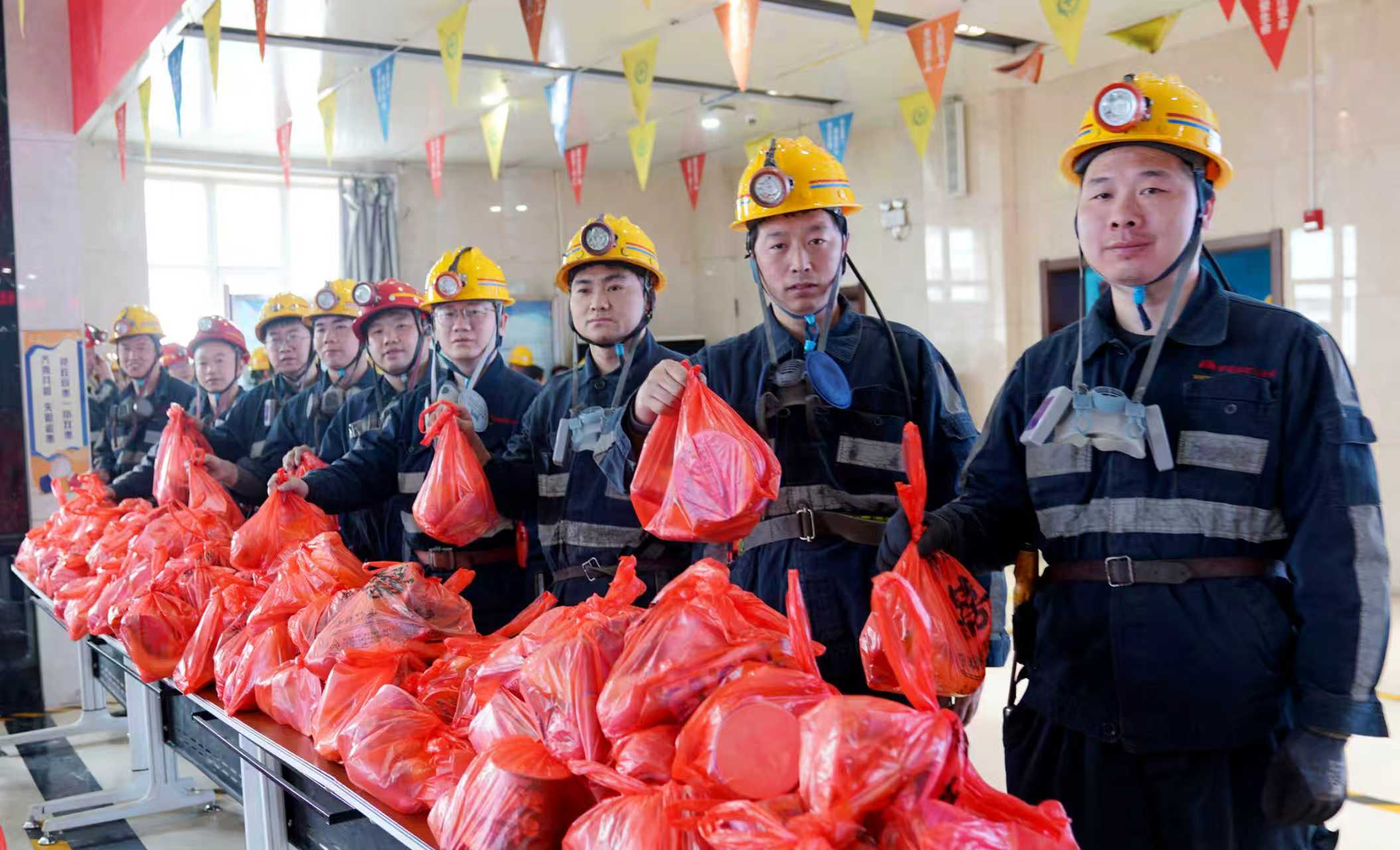 131762996827240263.jpeg 权益维护,撑起幸福“保障网”.jpg