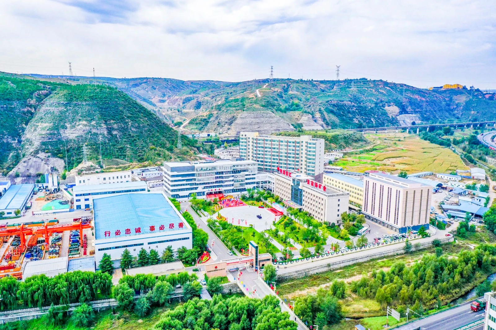 131765591766358301.jpeg 3.jpg