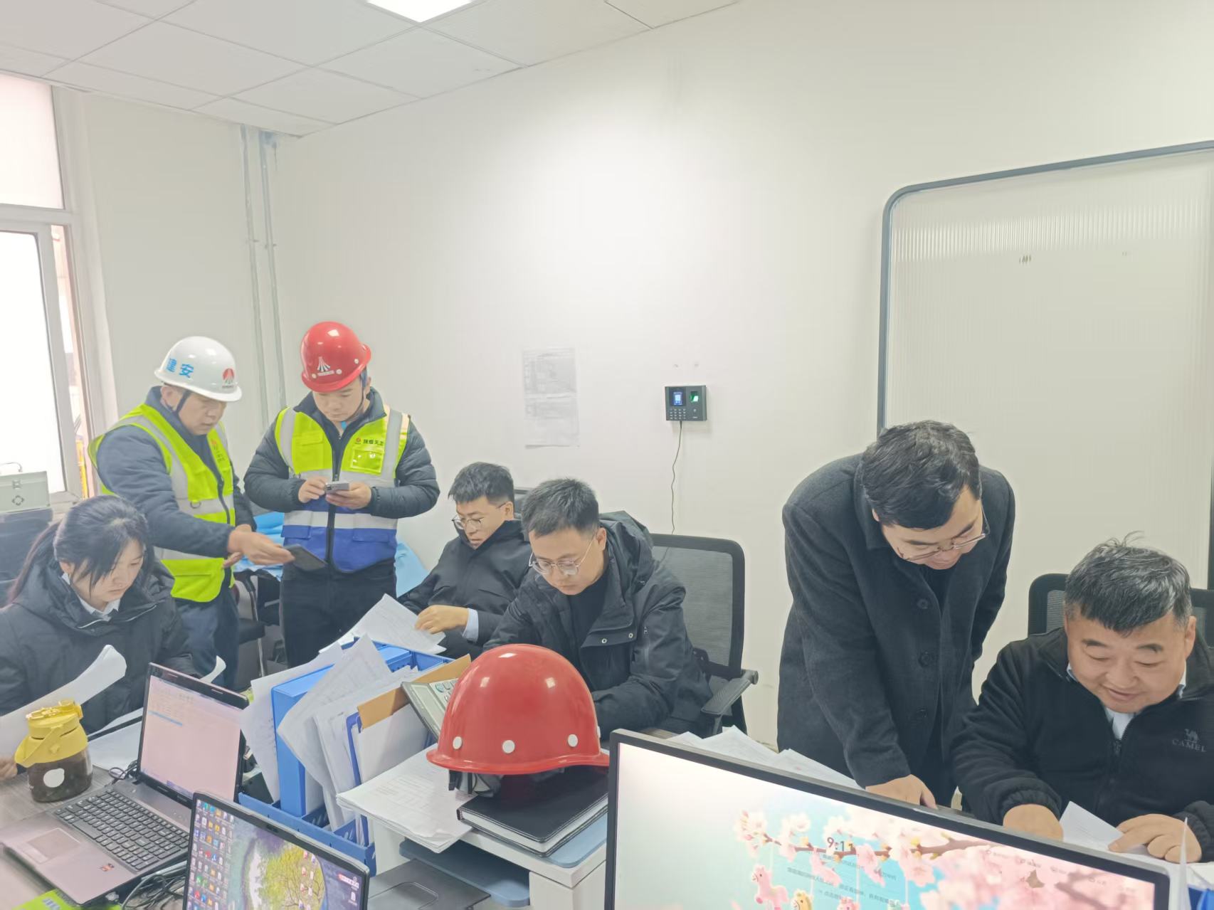 141773474424302395.jpeg 8a62eb12e4e859ae41852b44892df580.jpg