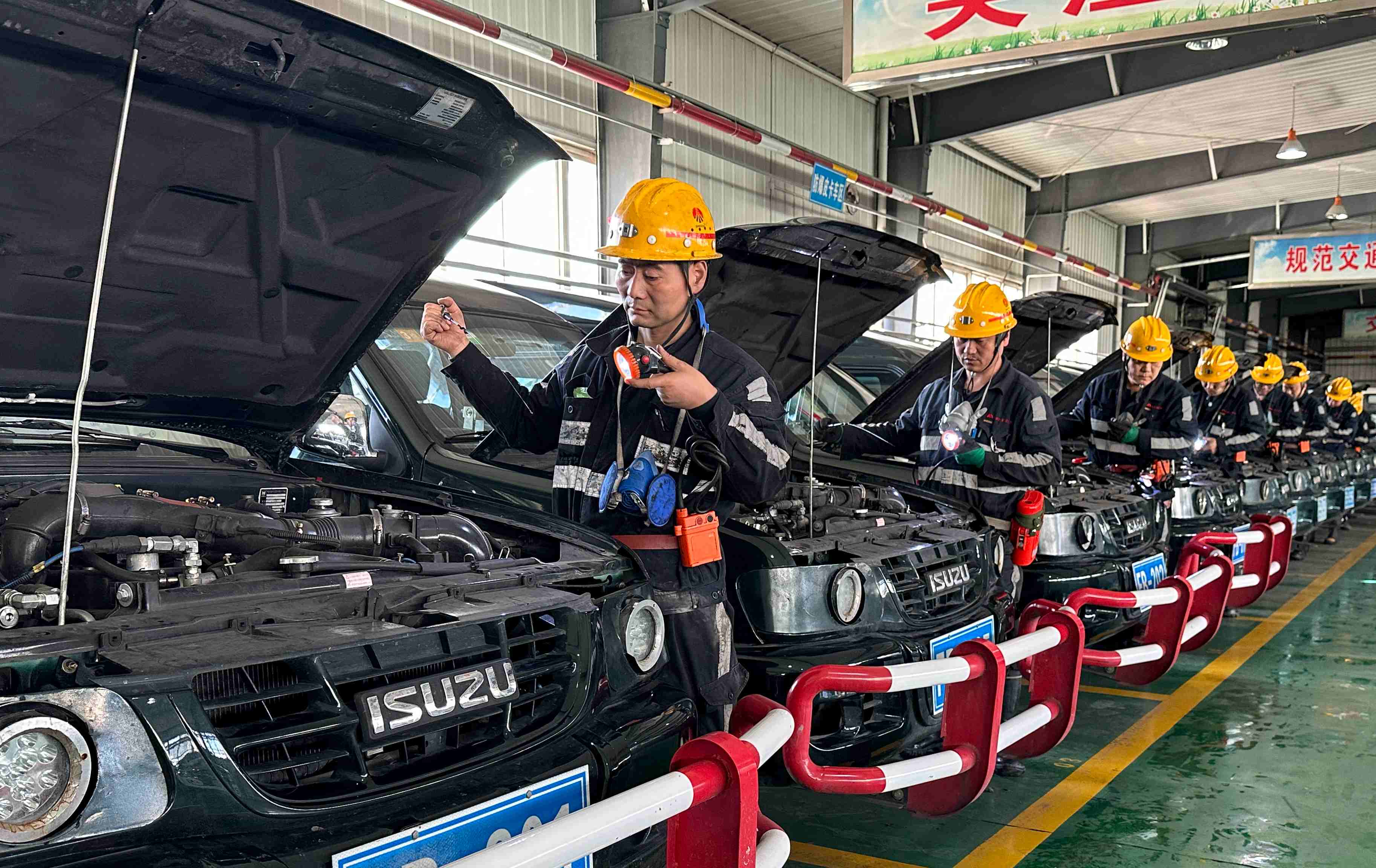 291793242858167027.jpeg 车队.jpeg